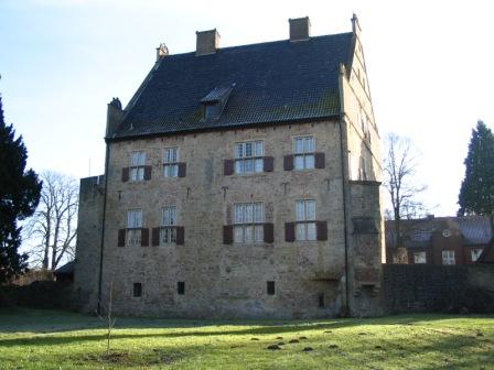 hohesHaus.JPG hohesHaus.JPG